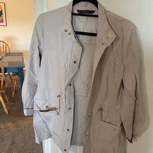 Zara medium beige jacket